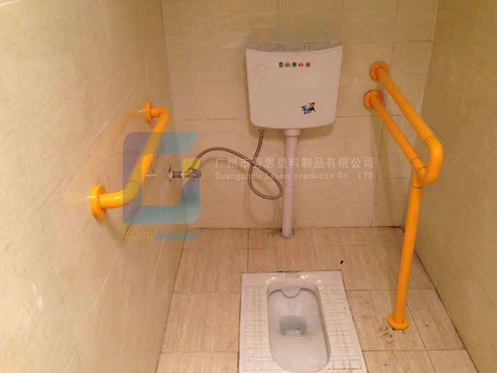 【廣東深圳】又一批衛(wèi)生間扶手出貨，衛(wèi)生間扶手為何如此受歡迎