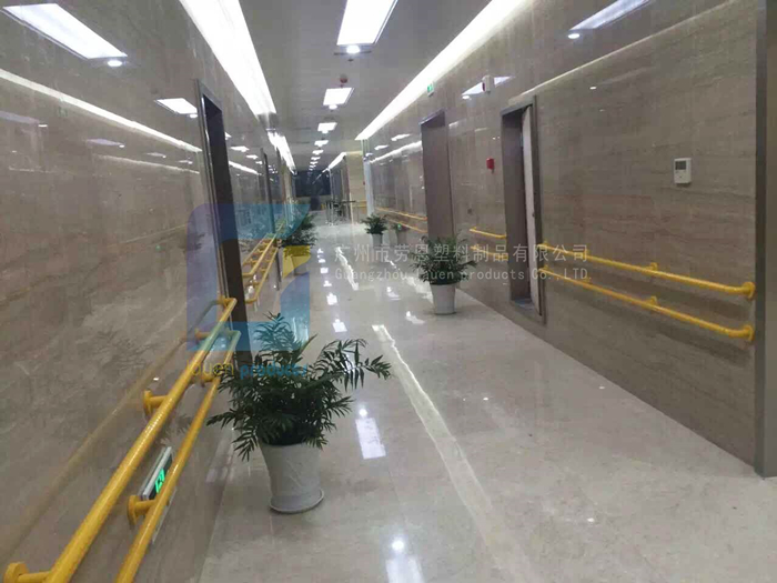 【廣東中山】通道里的殘疾人扶手應該設置雙層嗎？