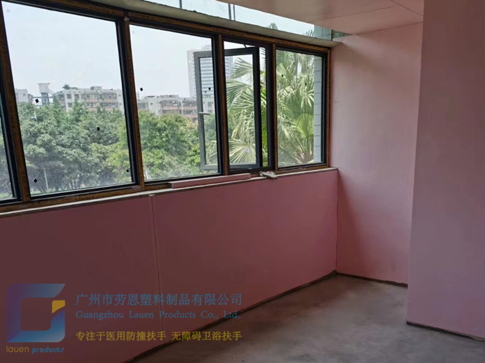 【廣東廣州】墻面亞克力板與抗菌樹脂板——墻面板裝修應(yīng)該怎么選？