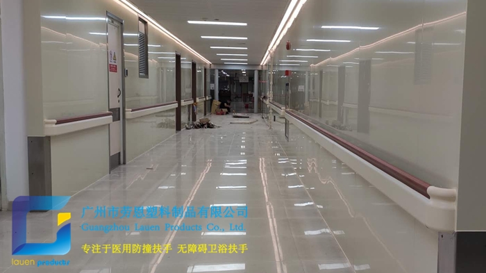 【廣東廣州】防撞扶手是用什么材料生產(chǎn)的？它的特點(diǎn)是什么？