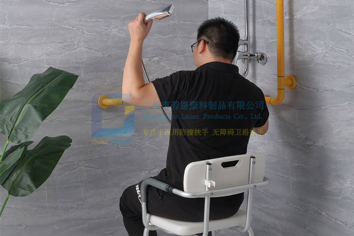 安全衛(wèi)浴設(shè)備-衛(wèi)生家老人助力扶手，折疊沐浴凳 (1)
